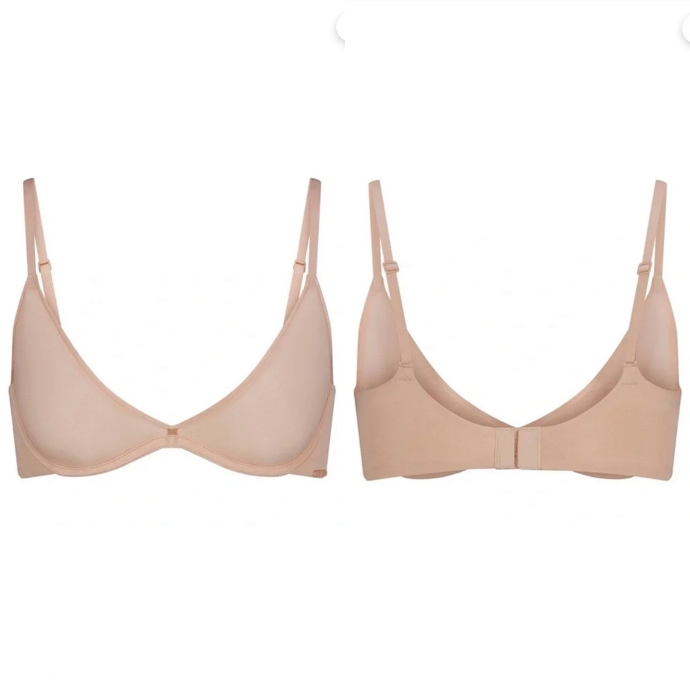 NWT SKIMS Weightless Scoop Bra